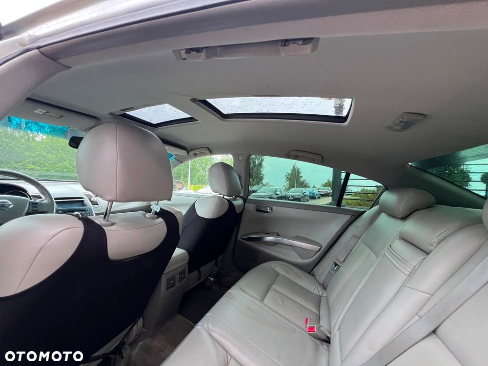 Nissan Maxima 3.5 SE - 18