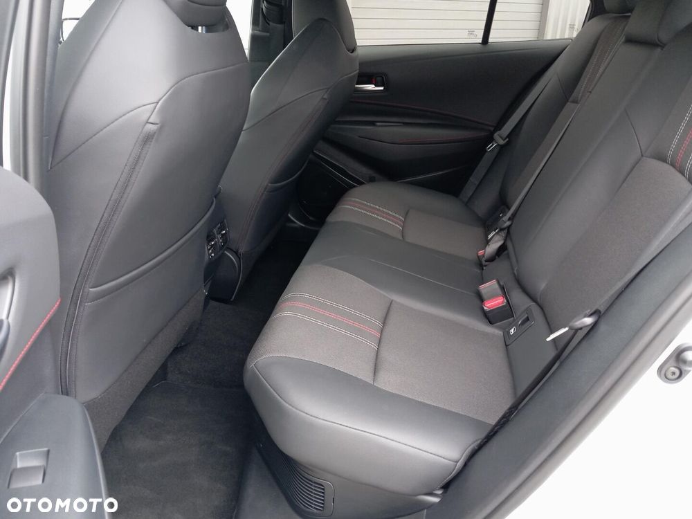 Toyota Corolla 1.8 Hybrid GR Sport - 9