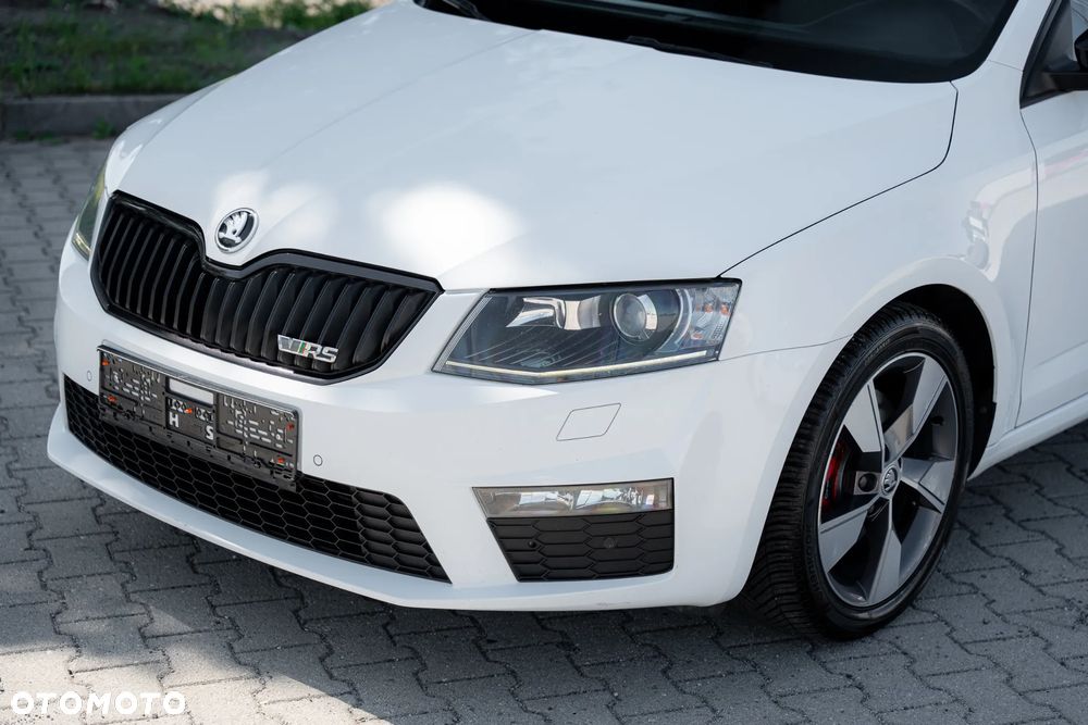 Skoda Octavia 2.0 TDI RS Challenge DSG - 3