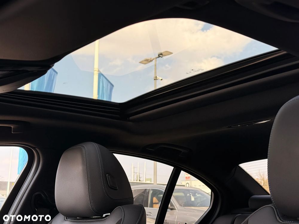 BMW Seria 3 320d xDrive M Sport sport - 30
