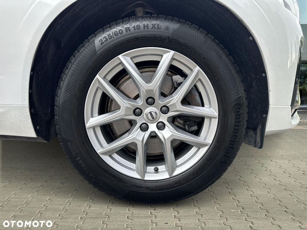 Volvo XC 60 B4 B Inscription - 25