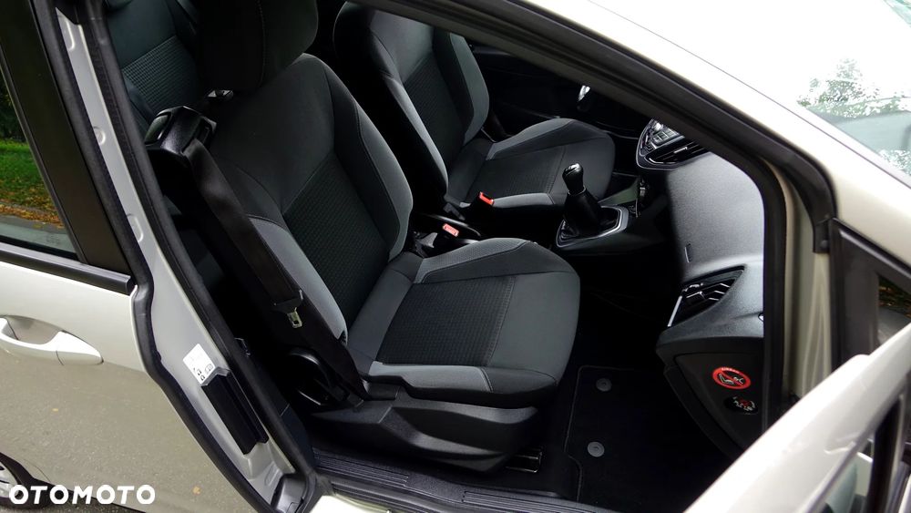 Ford B-MAX - 13