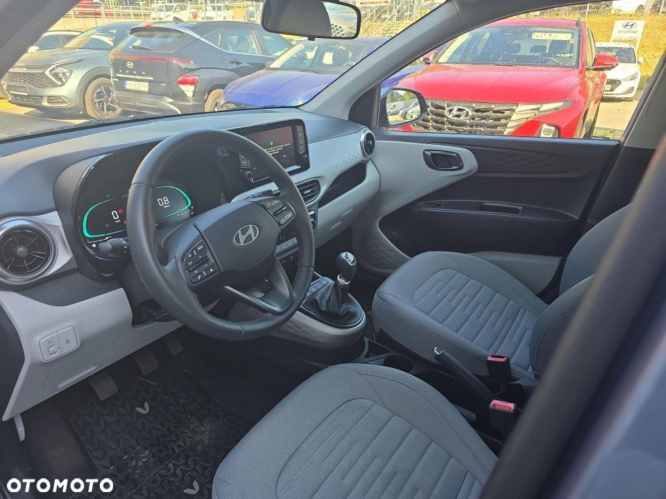 Hyundai i10 - 10