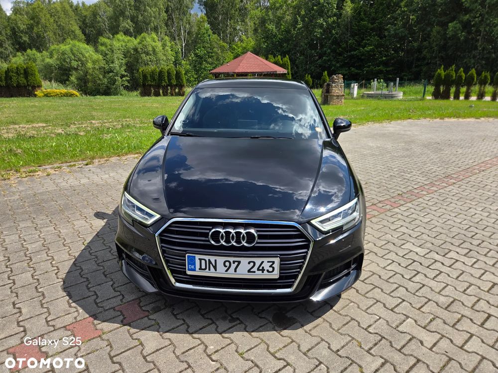 Audi A3 Sportback 40 TFSI quattro S tronic sport - 4