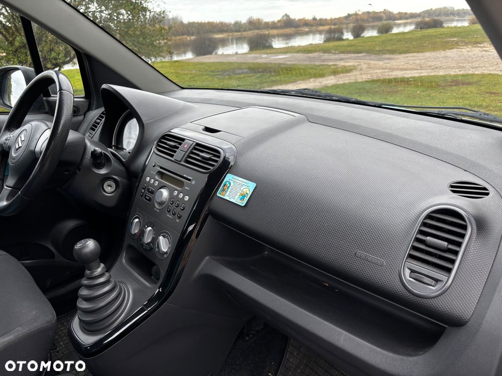 Suzuki Splash 1.0 Club - 9