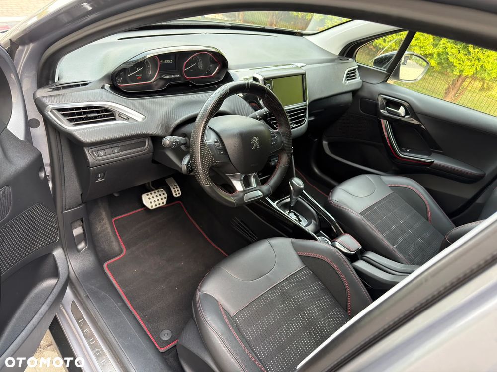 Peugeot 2008 PureTech 110 Stop&Start EAT6 GT-Line Edition - 13