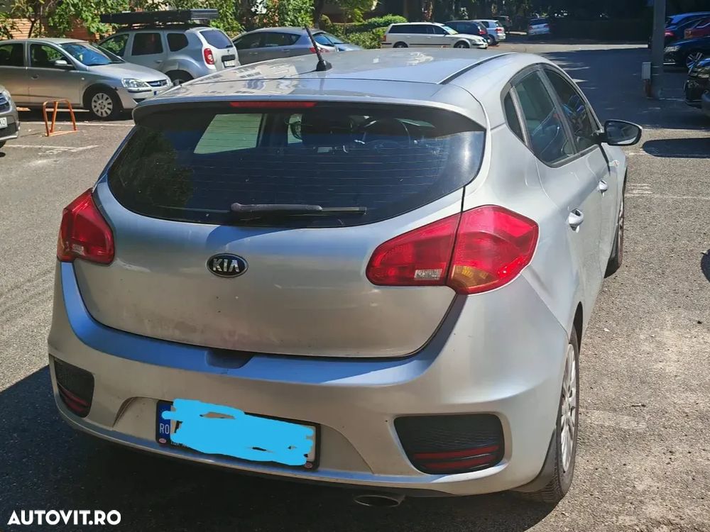 Kia Ceed Cee'd 1.4 GSL Best - 5