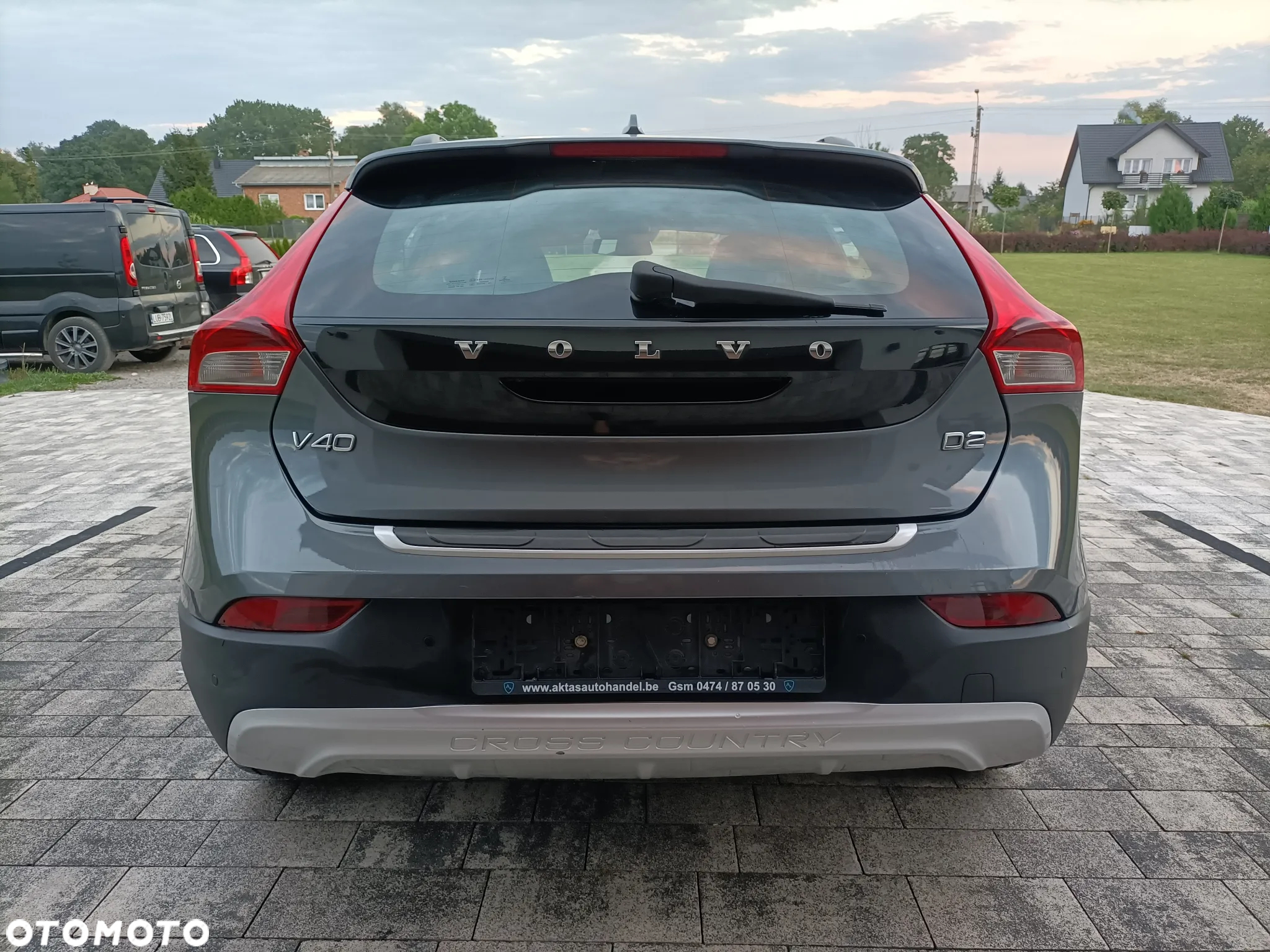 Volvo V40 D2 Momentum - 9