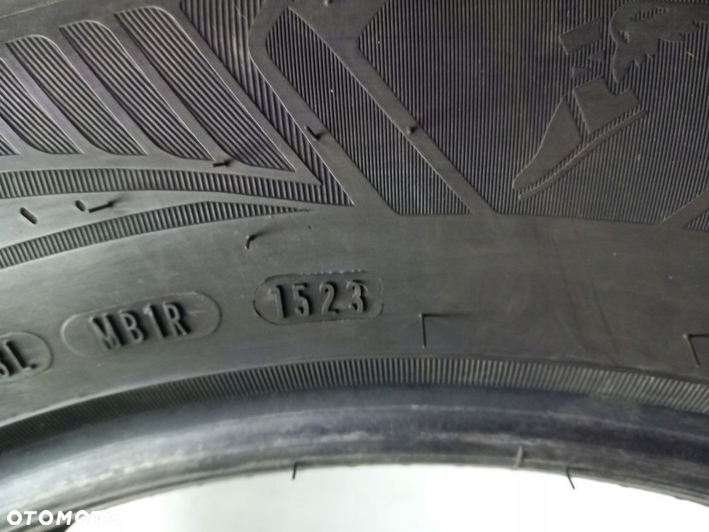235/55R18 Goodyear Vector 4 Seasons GEN3 - 6