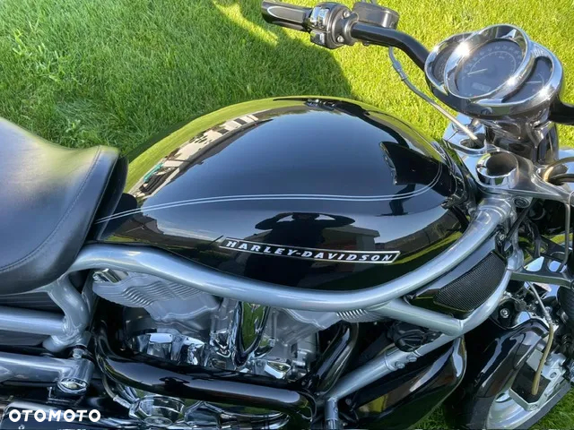 Harley-Davidson V-Rod Street Rod - 3
