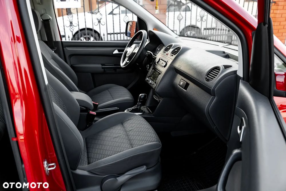 Volkswagen Caddy Maxi Comfortline 4Motion DSG - 28