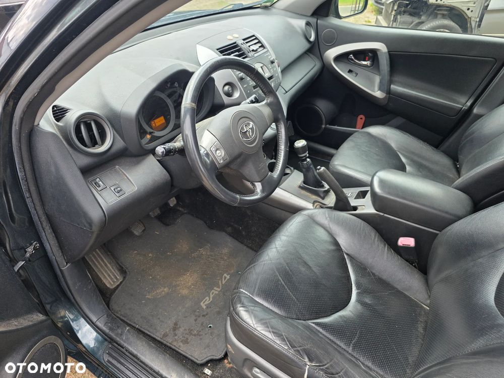 Toyota RAV4 2.2 D-CAT 4x4 Executive - 22