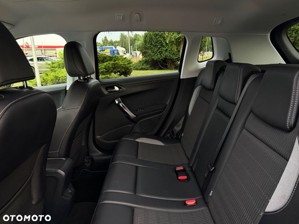 Peugeot 2008 1.6 VTi Allure - 20