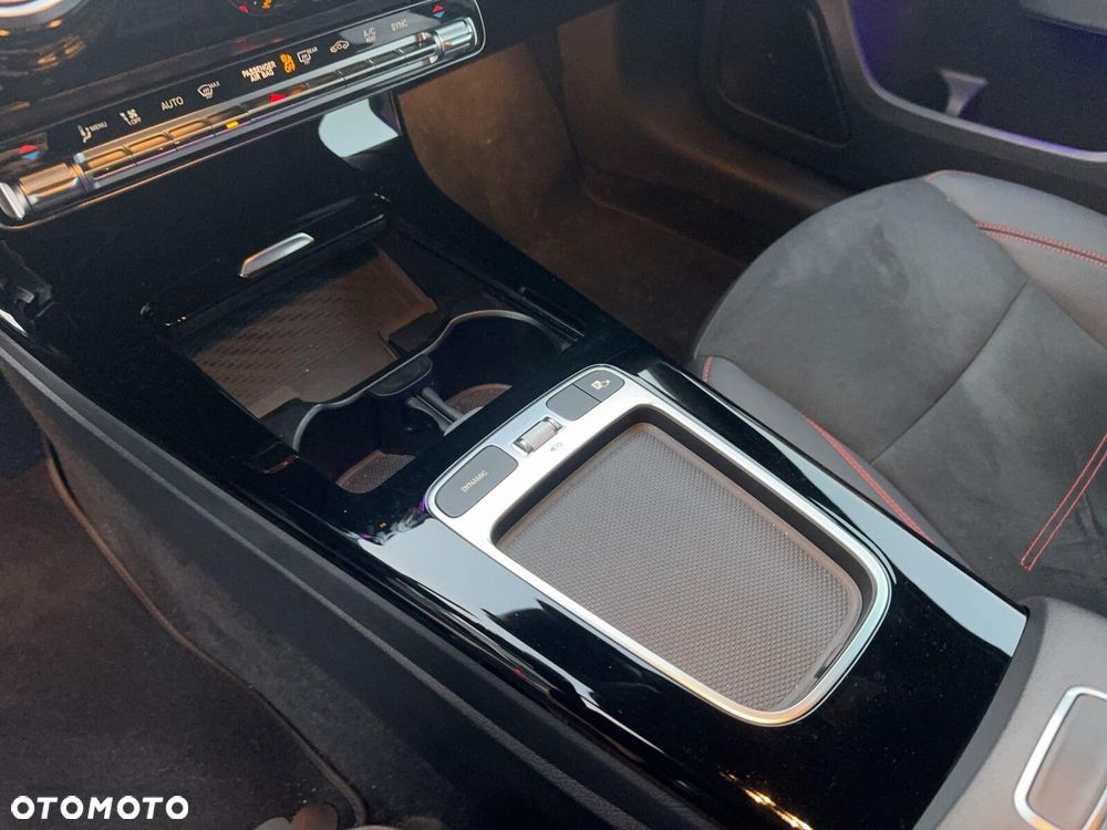 Mercedes-Benz Klasa A 200 d AMG Line 8G-DCT - 18