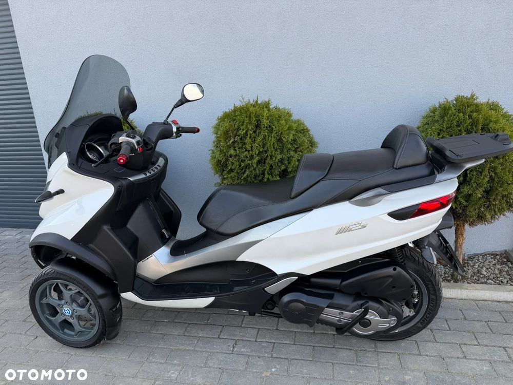 Piaggio MP-3 - 6