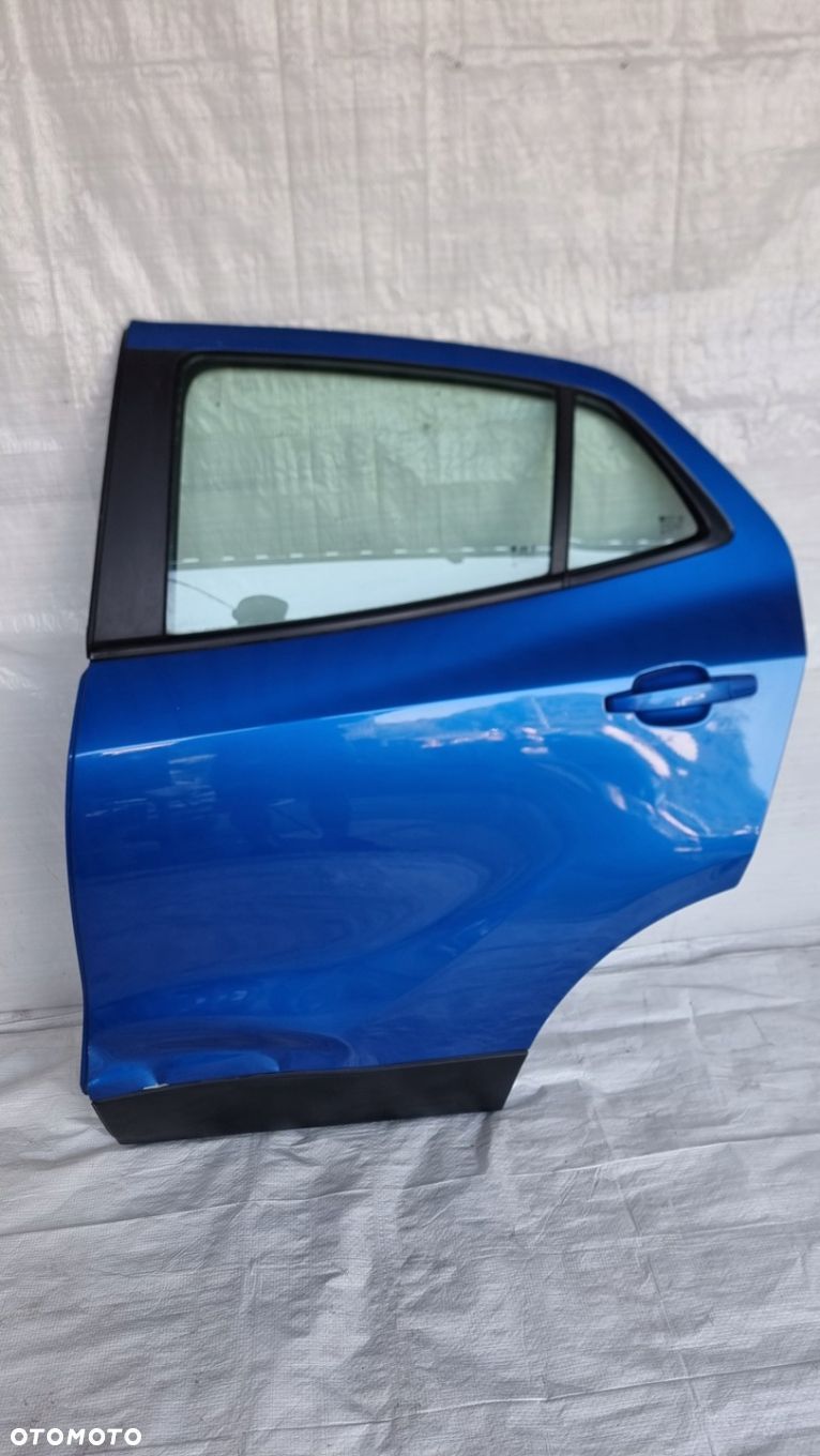 OPEL MOKKA DRZWI LEWY TYL LEWE KOMPLETNE - 1