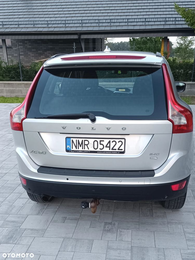 Volvo XC 60 2.4D Kinetic - 4