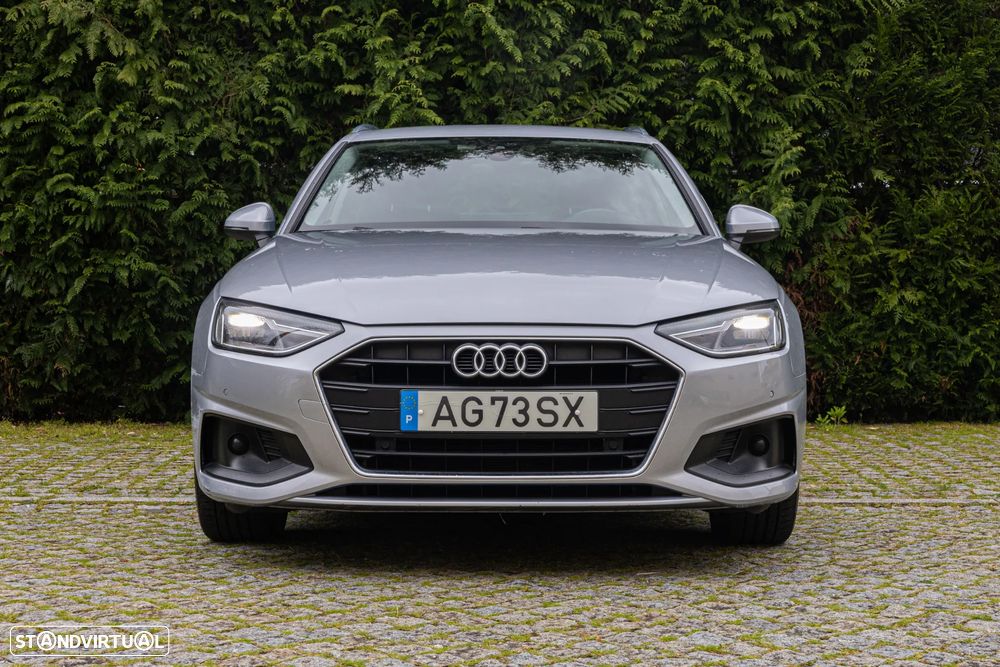 Audi A4 Avant - 1