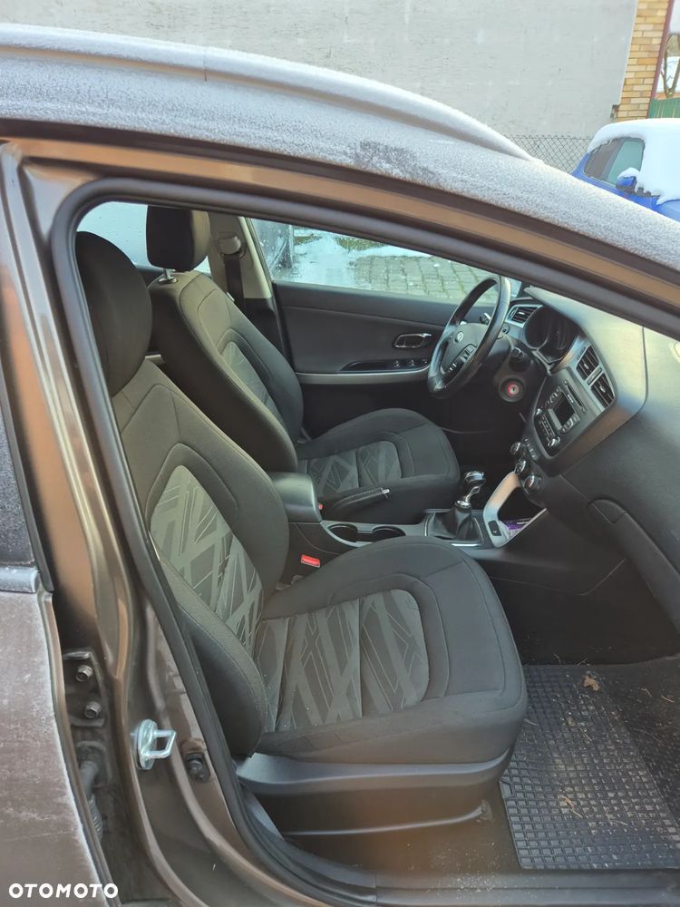 Kia Ceed 1.4 CVVT - 9