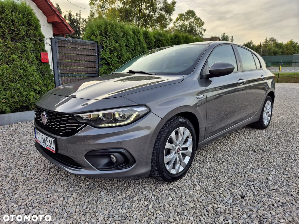 Fiat Tipo 1.4 T-Jet Business Line - 1