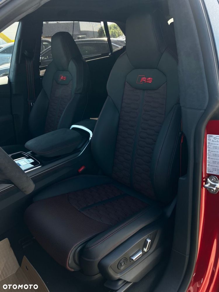 Audi RS Q8 - 21