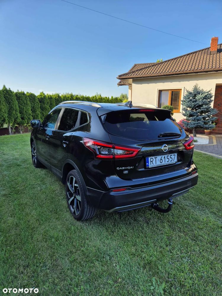 Nissan Qashqai 1.6 DIG-T TEKNA+ - 4