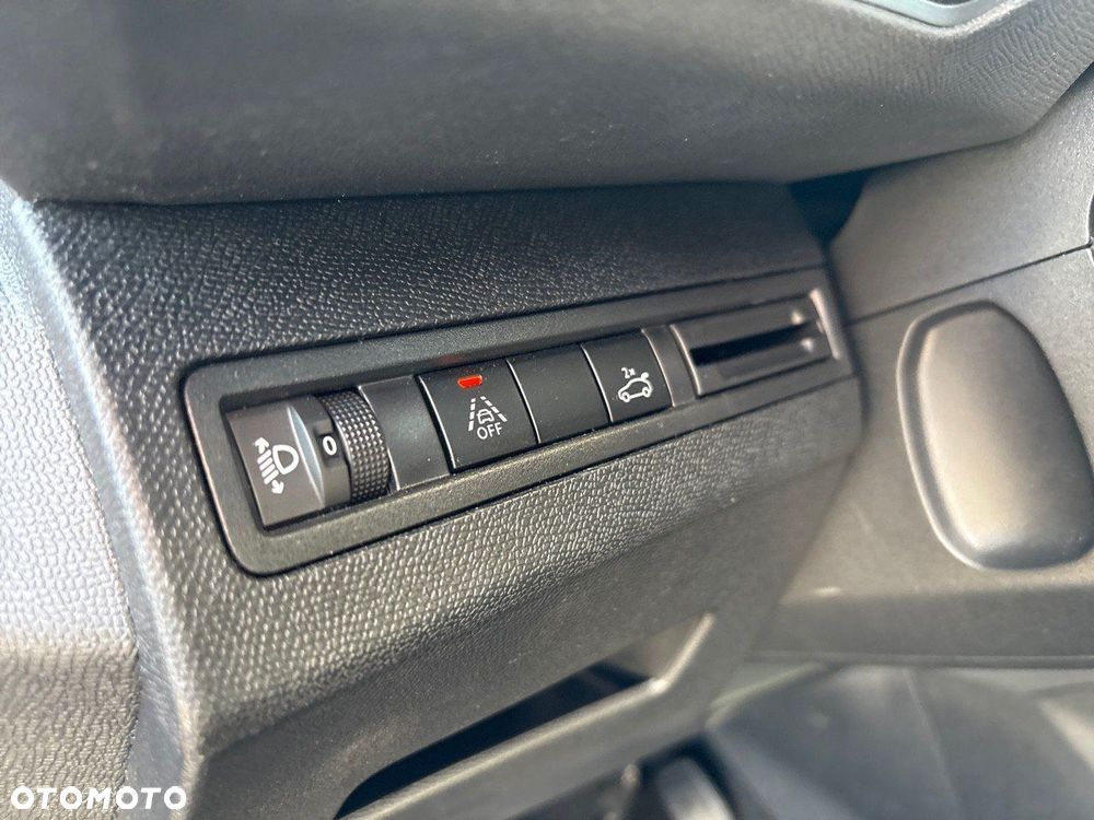 Peugeot 5008 1.5 BlueHDi Allure Pack S&S EAT8 - 16