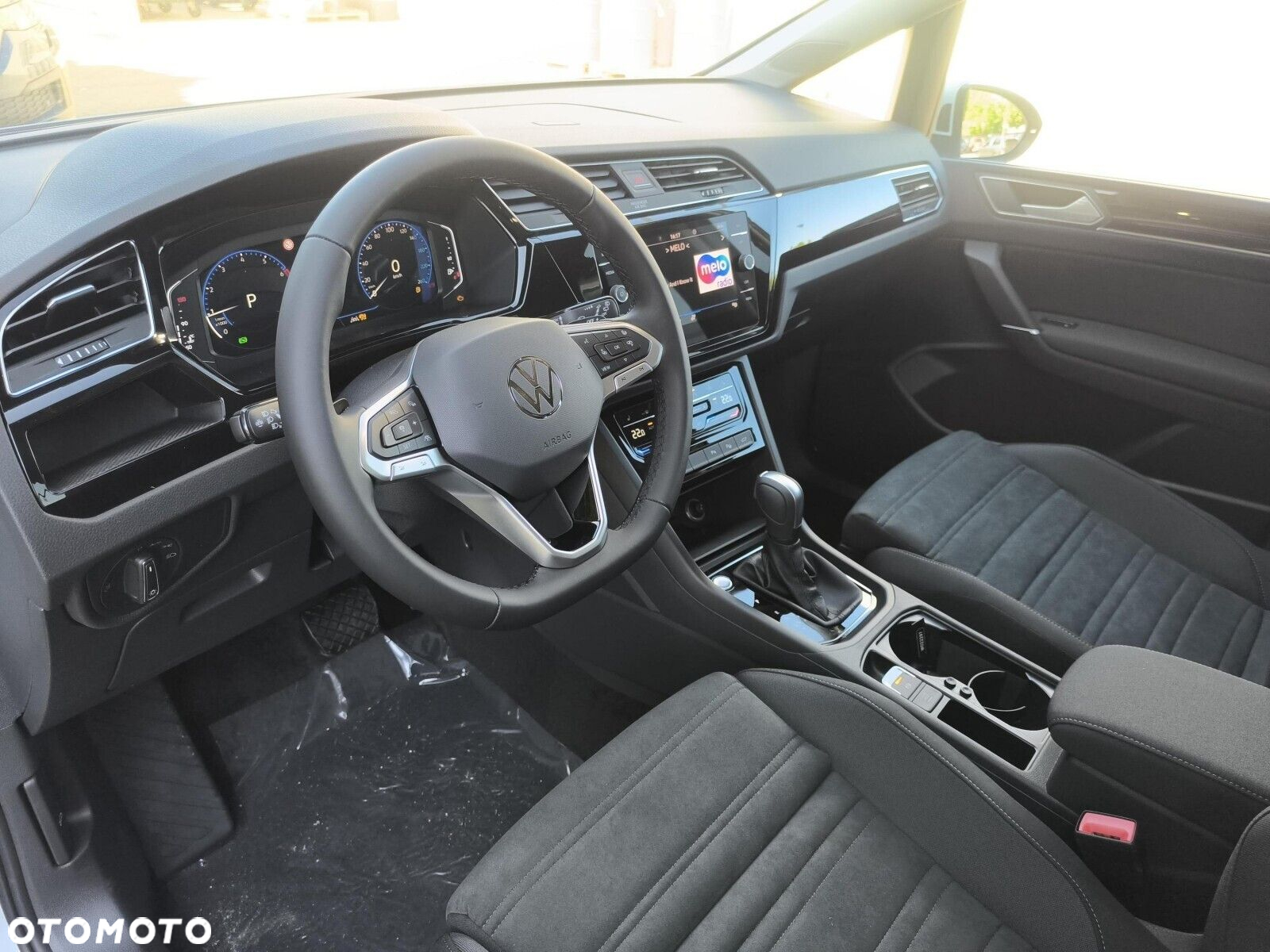 Volkswagen Touran - 9