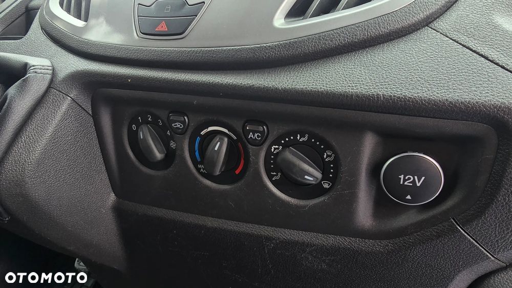 Ford Transit - 34