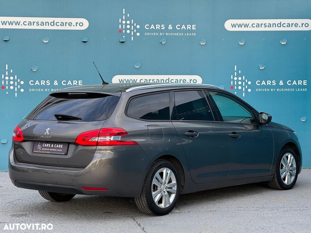 Peugeot 308 1.2 L PureTech Turbo S&S EAT8 Active Pack - 5