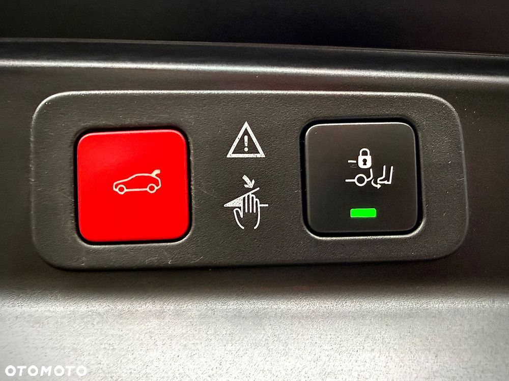 Peugeot 5008 BlueHDi 130 EAT8 GT - 33