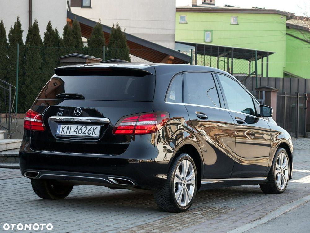 Mercedes-Benz Klasa B 180 (BlueEFFICIENCY) 7G-DCT - 7
