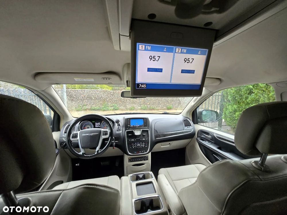 Chrysler Town & Country 3.6 Touring - 7
