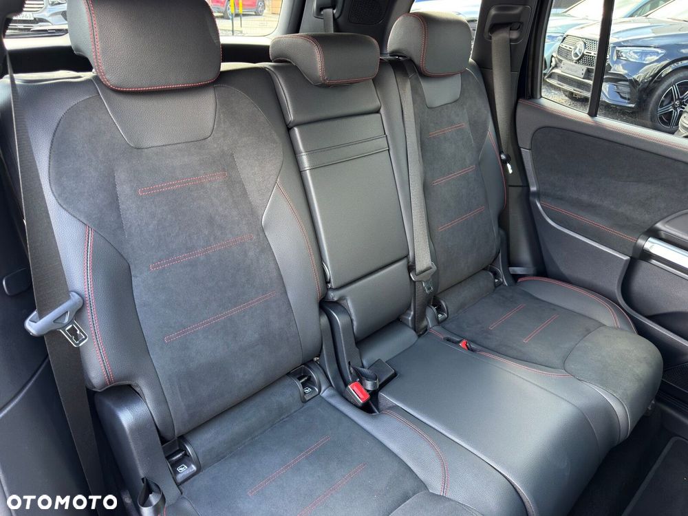 Mercedes-Benz EQB 350 66.5kWh 4-Matic AMG Line - 31