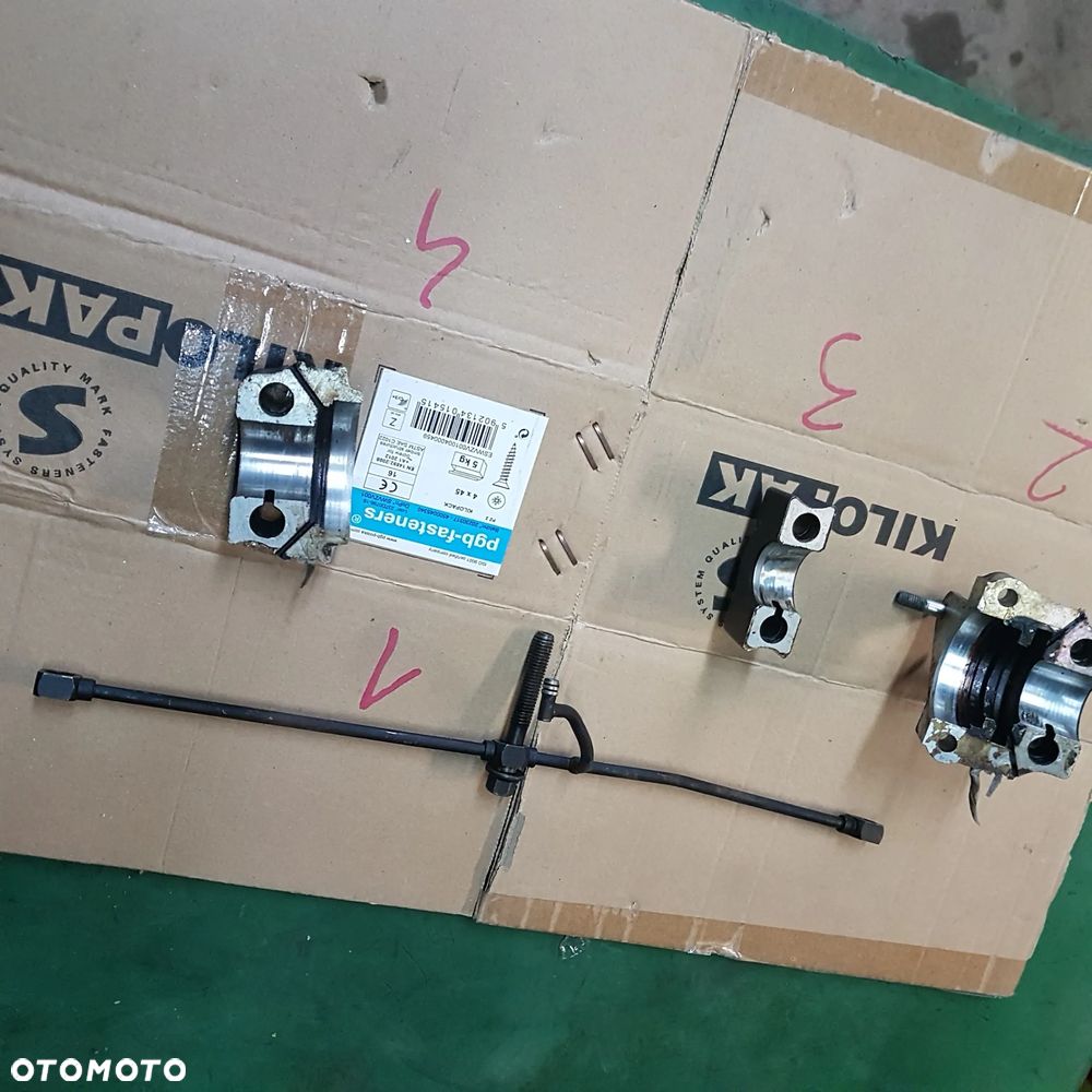 podpora koło pasowe wałka rozrządu doblo siena palio lancia punto seicento cinQecento uno panda 1.2 1.1 8v 96- - 11