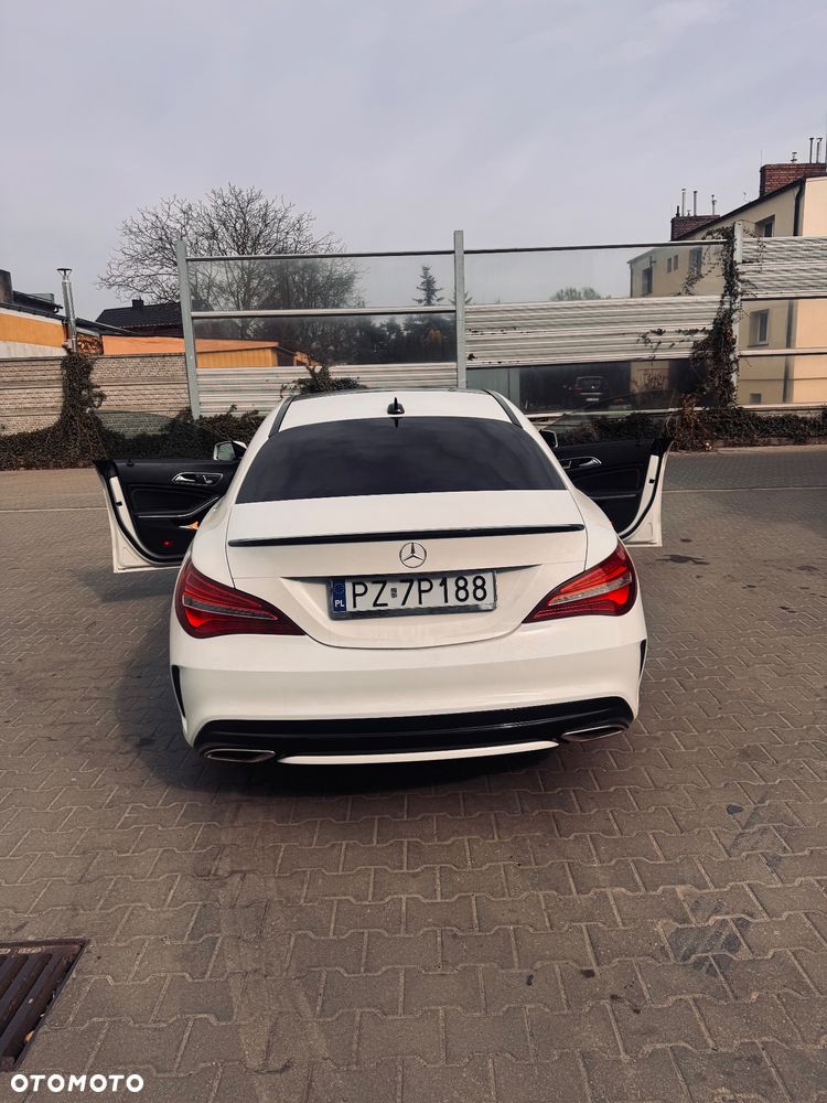 Mercedes-Benz CLA 250 4-Matic AMG Line - 9
