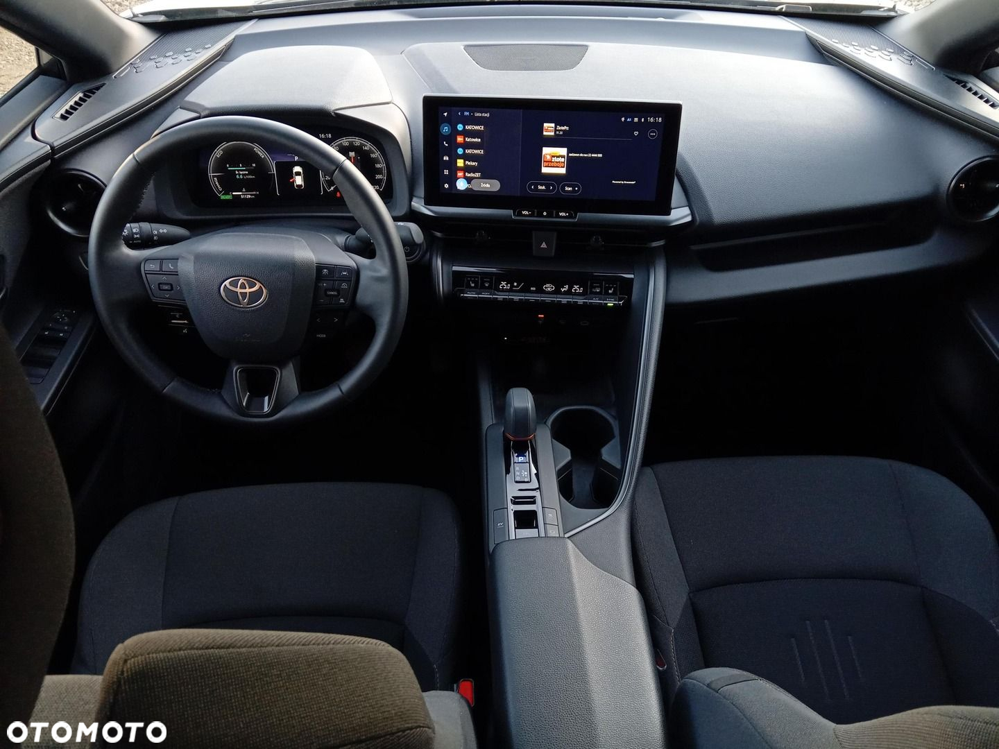 Toyota C-HR - 15