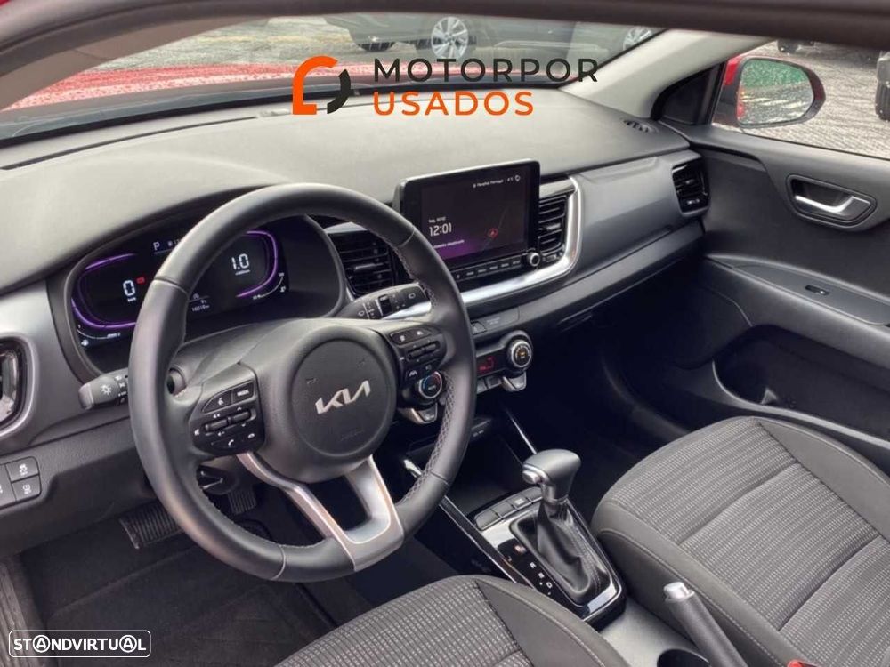 Kia Stonic - 10