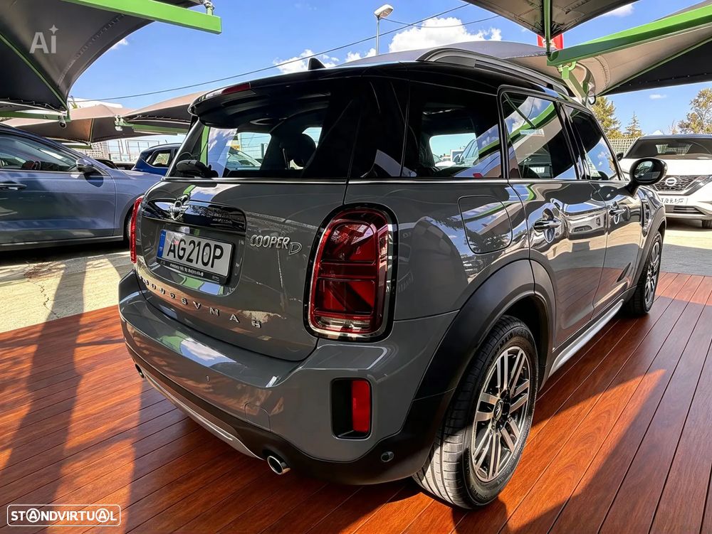 MINI Countryman Cooper D Premium Essential Auto - 5