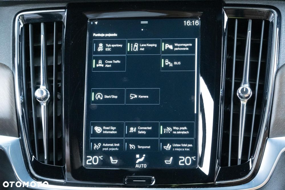 Volvo V90 Cross Country - 31