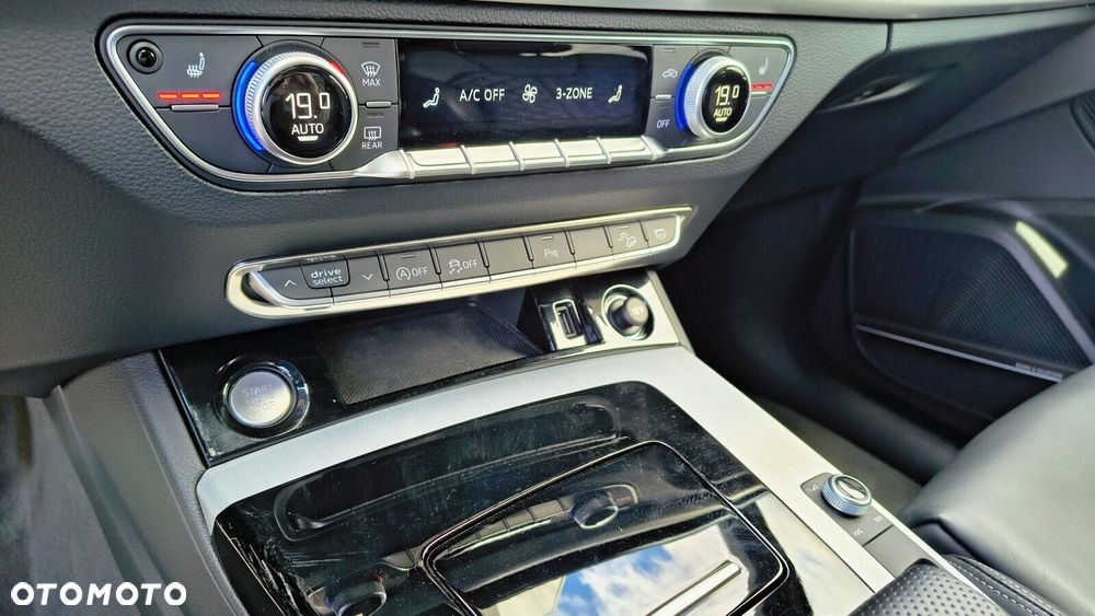 Audi Q5 Sportback - 29
