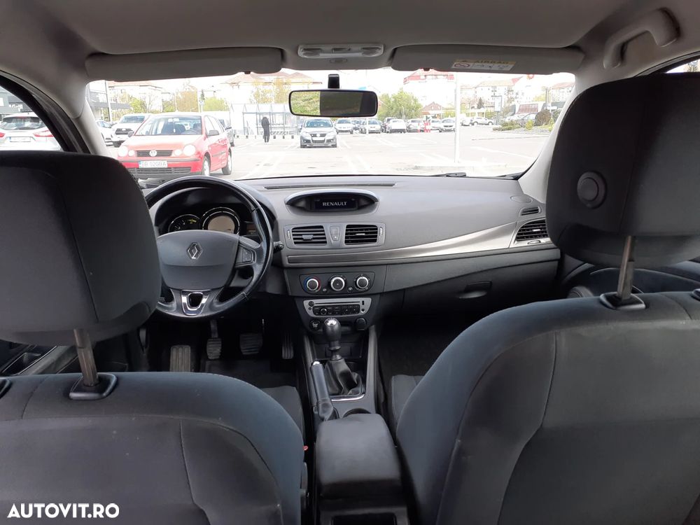 Renault Megane ENERGY dCi 110 Start & Stop LIMITED - 10