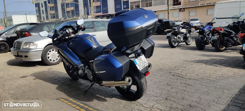 Yamaha FJR 1300 - 8
