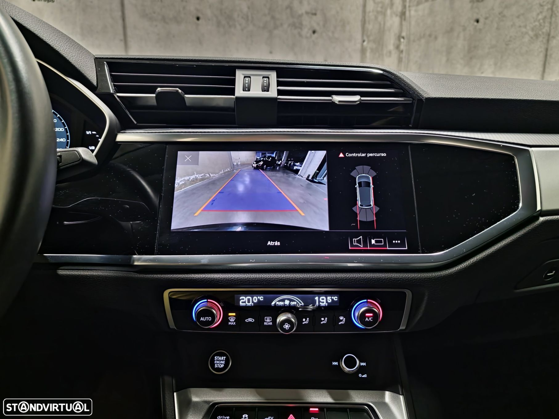 Audi Q3 45 TFSIe S line S tronic - 24