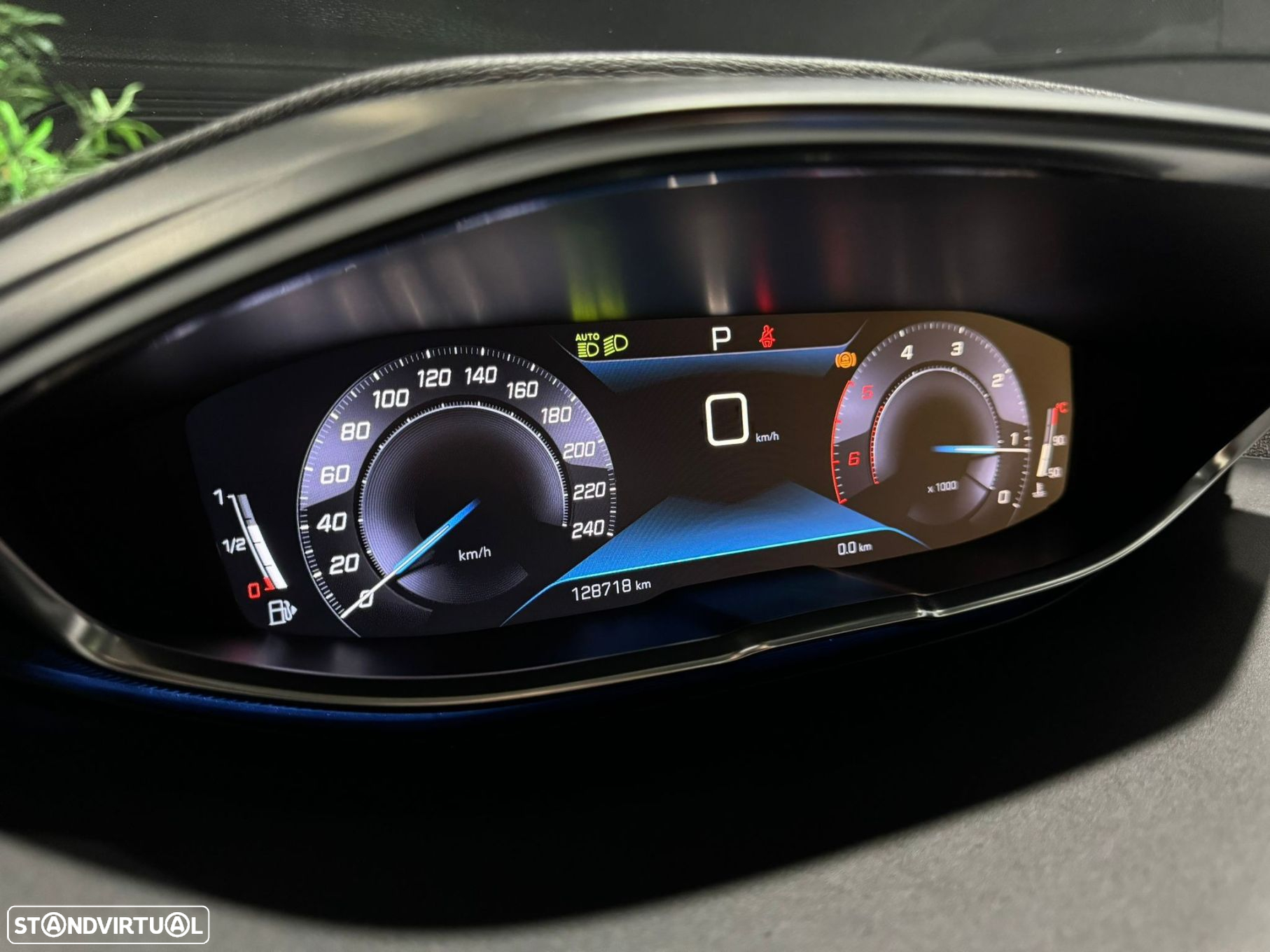 Peugeot 5008 1.5 BlueHDi Allure EAT8 - 47