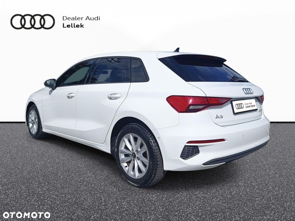 Audi A3 Sportback - 8