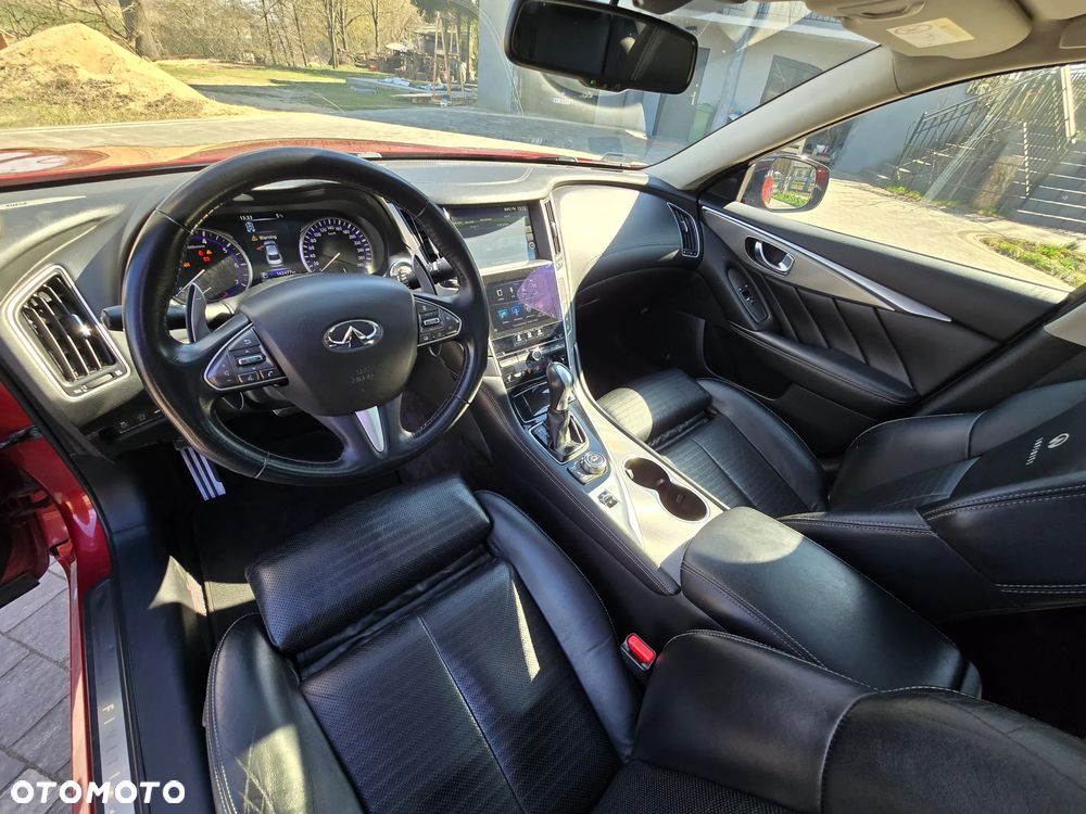 Infiniti Q50 2.2d Sport Tech - 11