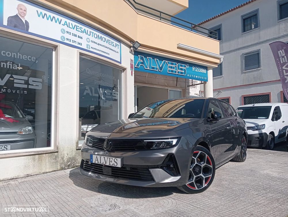 Opel Astra Sports Tourer - 1