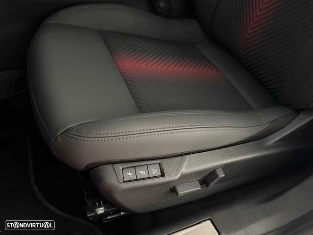 Alfa Romeo Junior 1.2 eDCT6 - 12