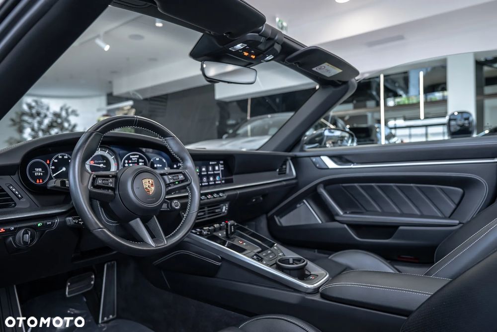 Porsche 911 Turbo S - 28